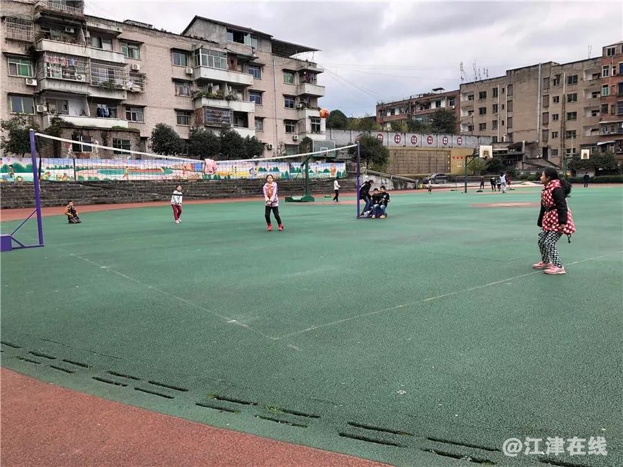 聚焦庆祝改革开放40周年看江津骆来山学校巨变
