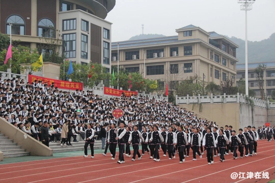 bbaf4c61a5afbdf3bcfcde2ff4fbc605.jpg