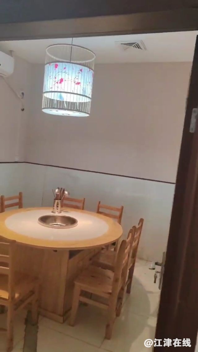 17114586876602c97fbda3a.jpg