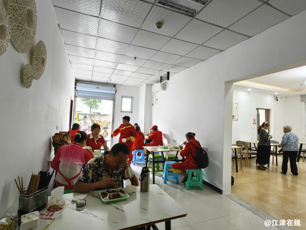 eda0be9e77af3015b8f878fd0eb21878.jpg