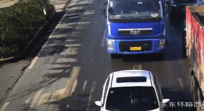 f030360e63a1f04f72f55a871389b7b9.gif