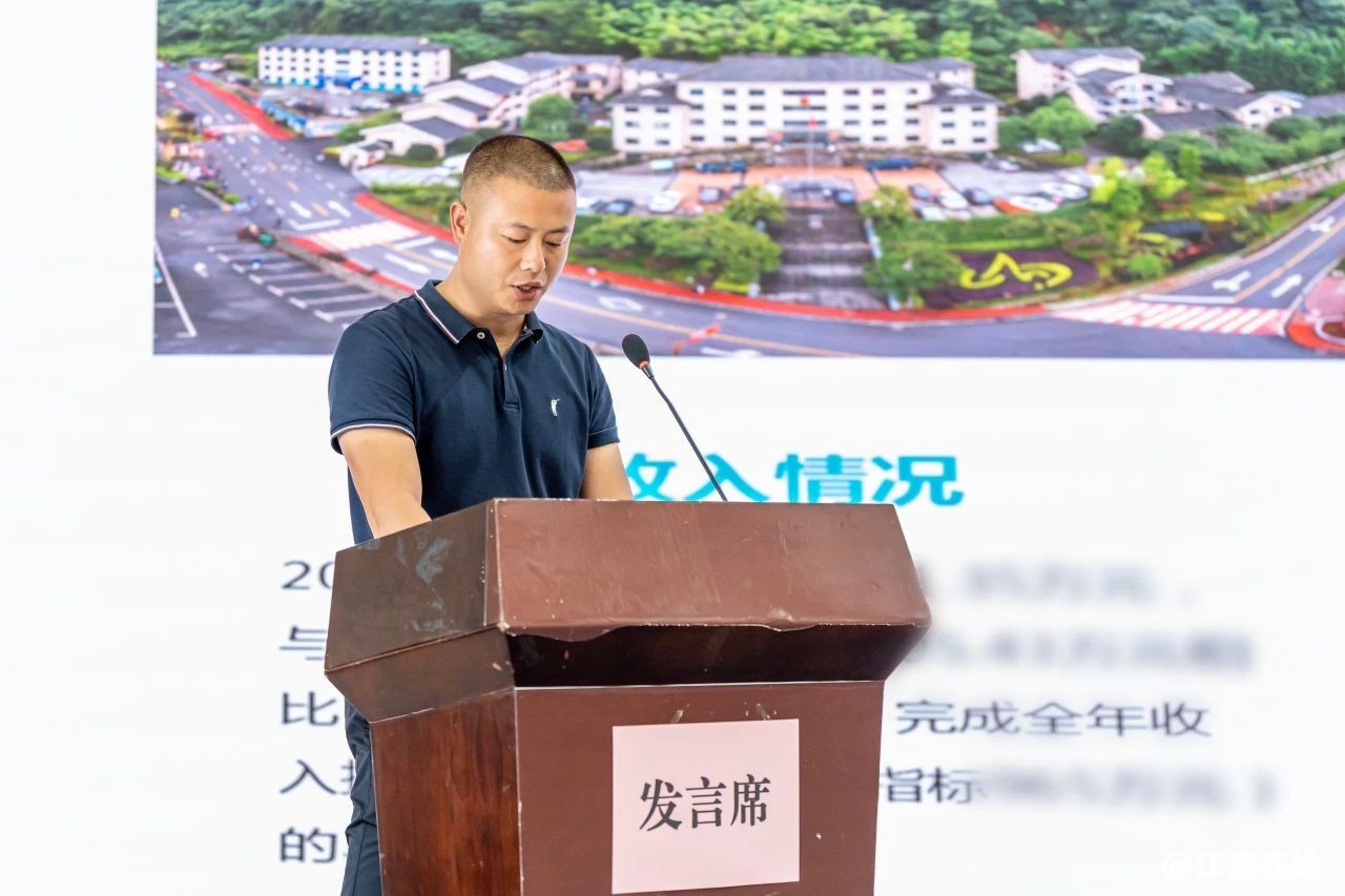 a8060158fdd8c42de1d3b2fee270e0d7.jpg
